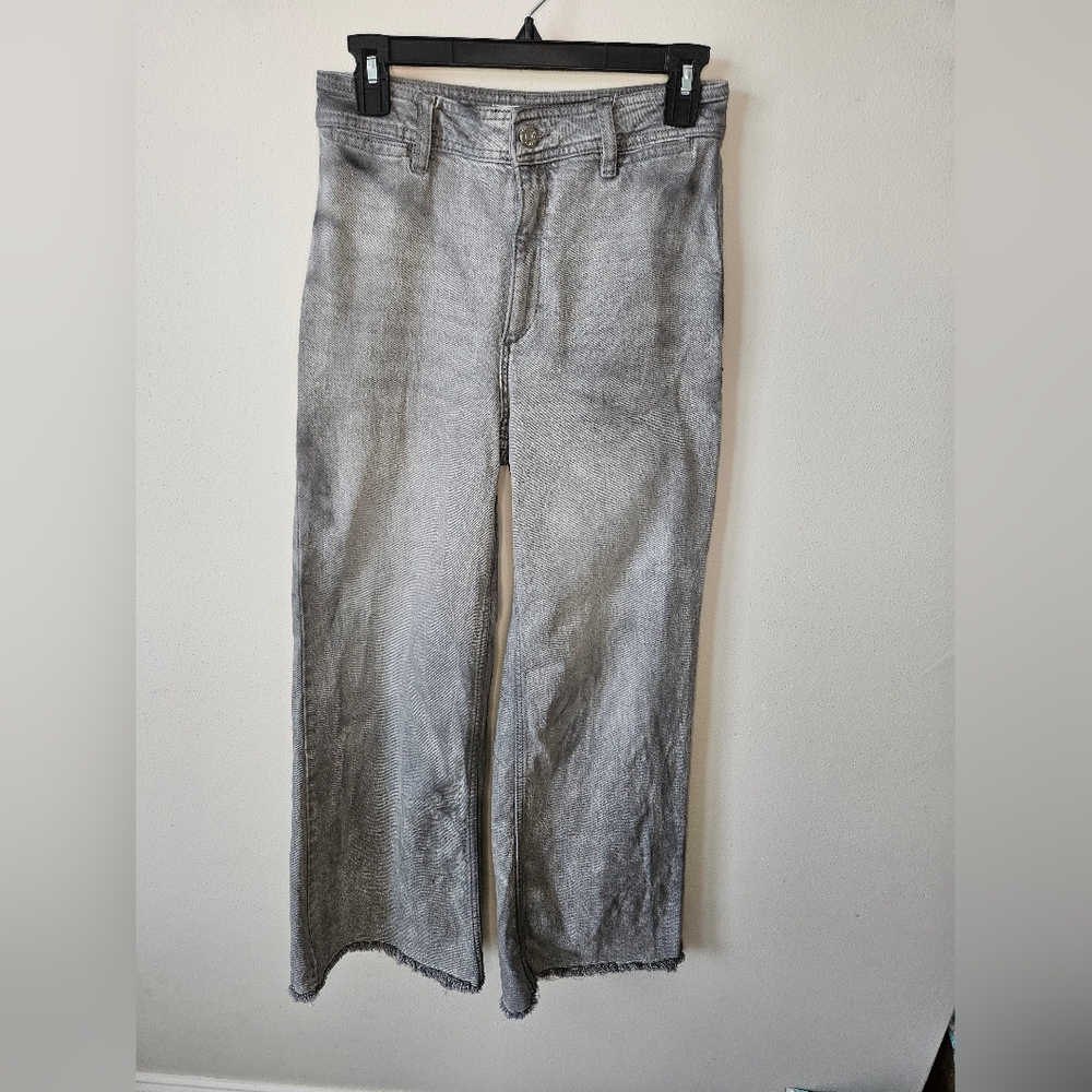 Mango Catherine Wide leg hugh rise distressed raw hem Jeans size US 2/ EUR 34 - Picture 1 of 5